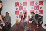Rani Mukherjee with RJ Anurag Pandey at Fever FM on 8th Dec 2010 (4).JPG